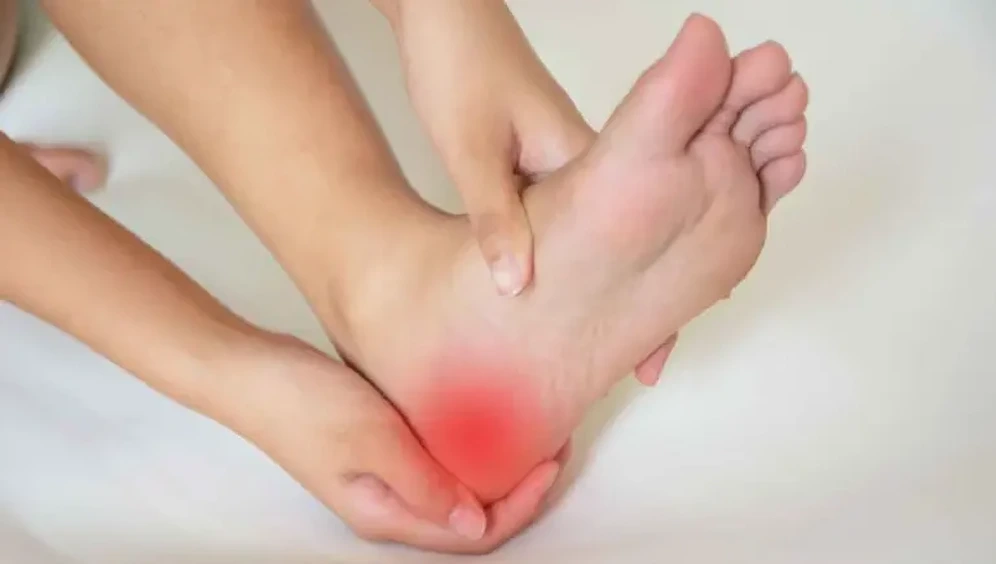 Is heel pain A sign of cancer